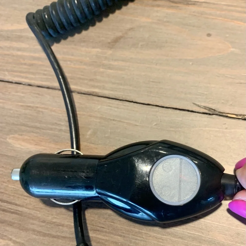 Coiled cord car phone charger, Micro usb, black